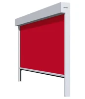 Roter Sonnenschutz von Warema mit weißem Rahmen